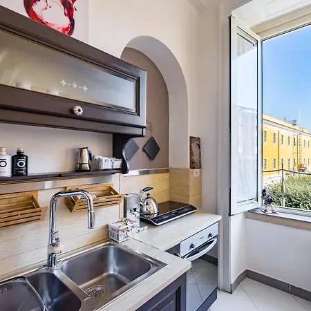 Reggiahome Apartment